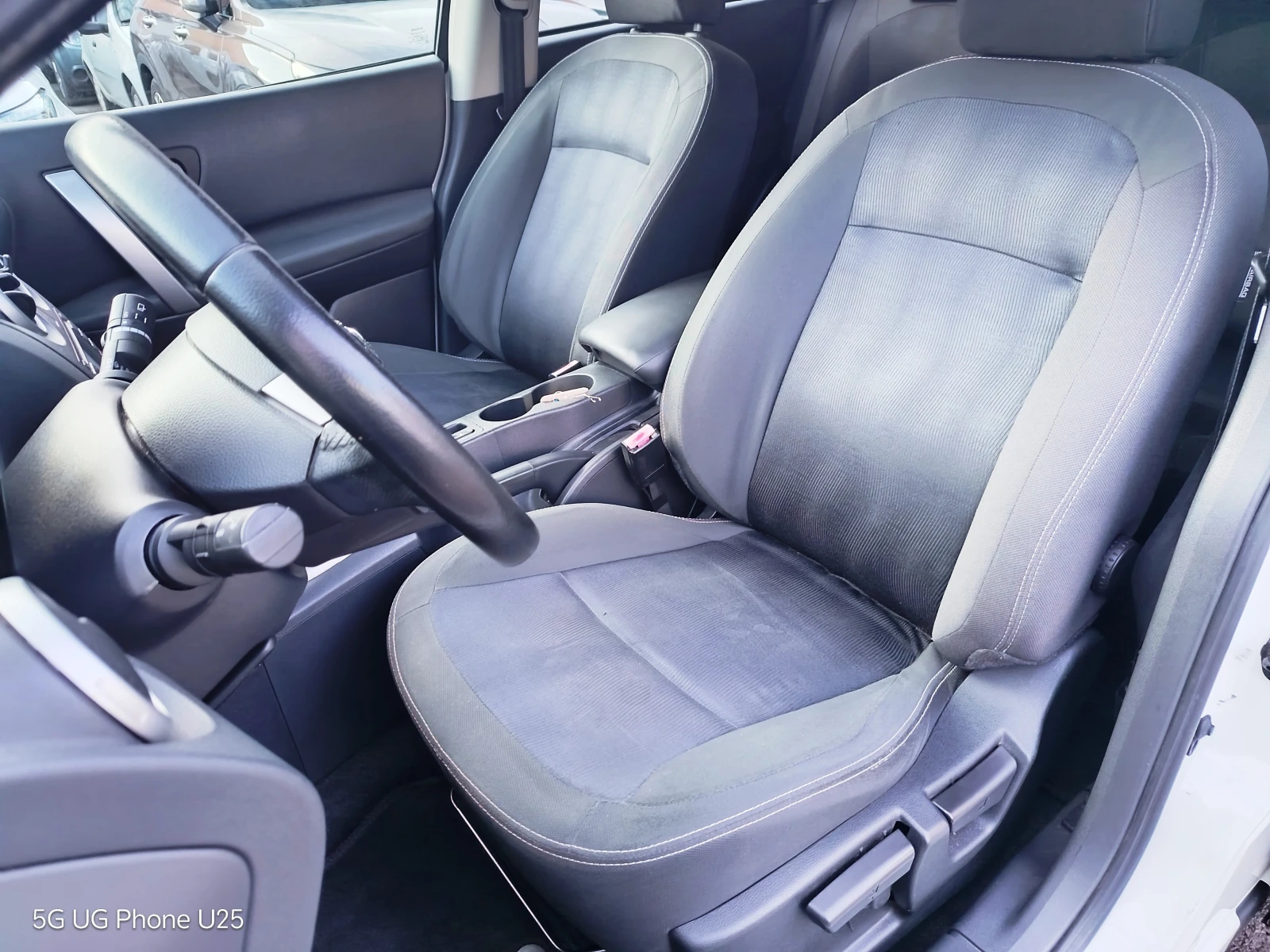 Nissan Qashqai 1.6i ACENTA PLUS - изображение 9