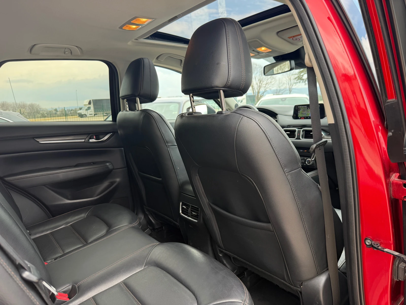 Mazda CX-5 2.5I 4x4 NAVI DISTR CAMERA360 PODGREV BLIND SPOT , снимка 12 - Автомобили и джипове - 54089146