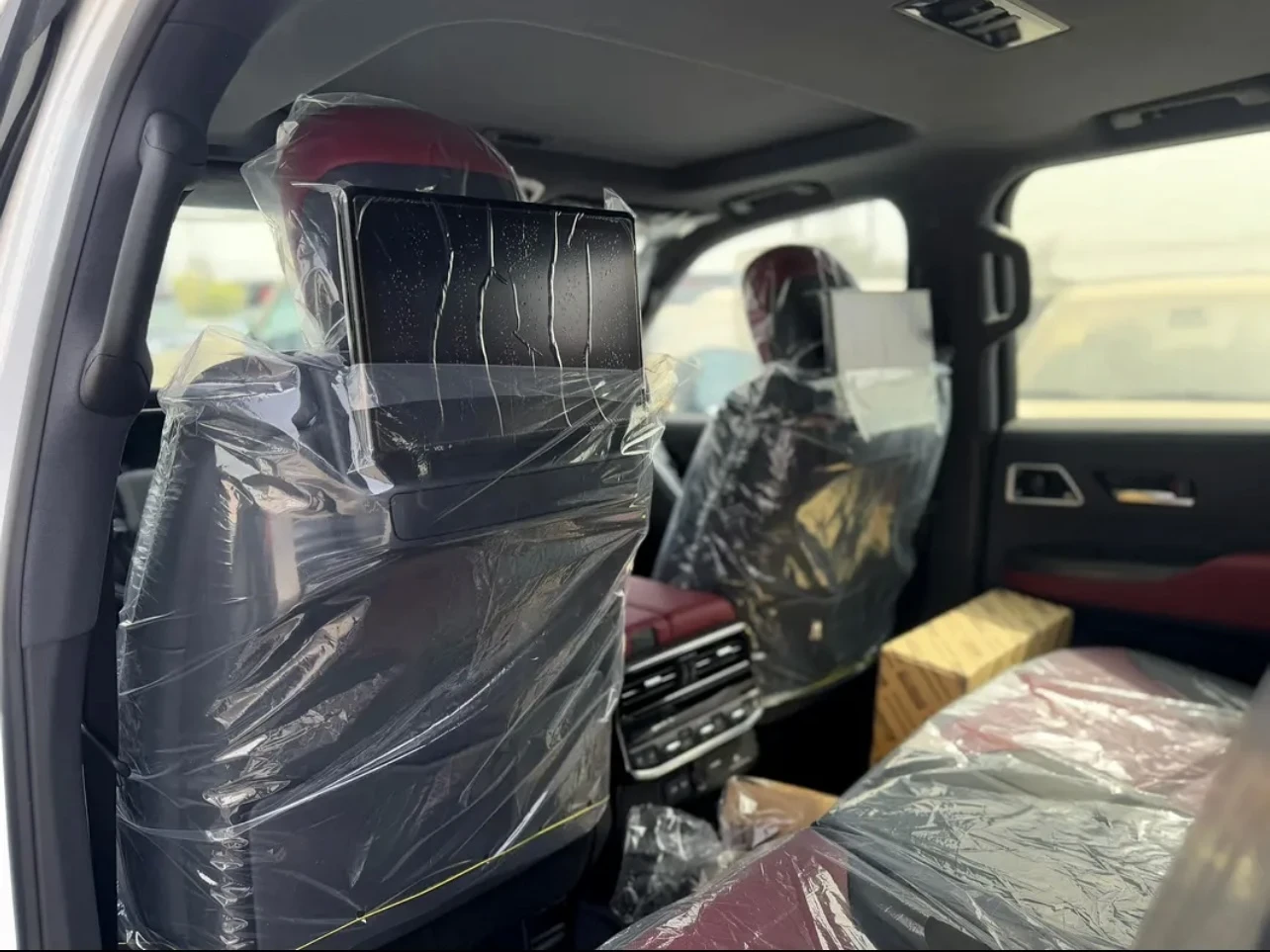 Toyota Land cruiser Land Cruiser 300GR Sport / 0km 3.3L V6 Twin Turbo  | Mobile.bg � ����������� 16