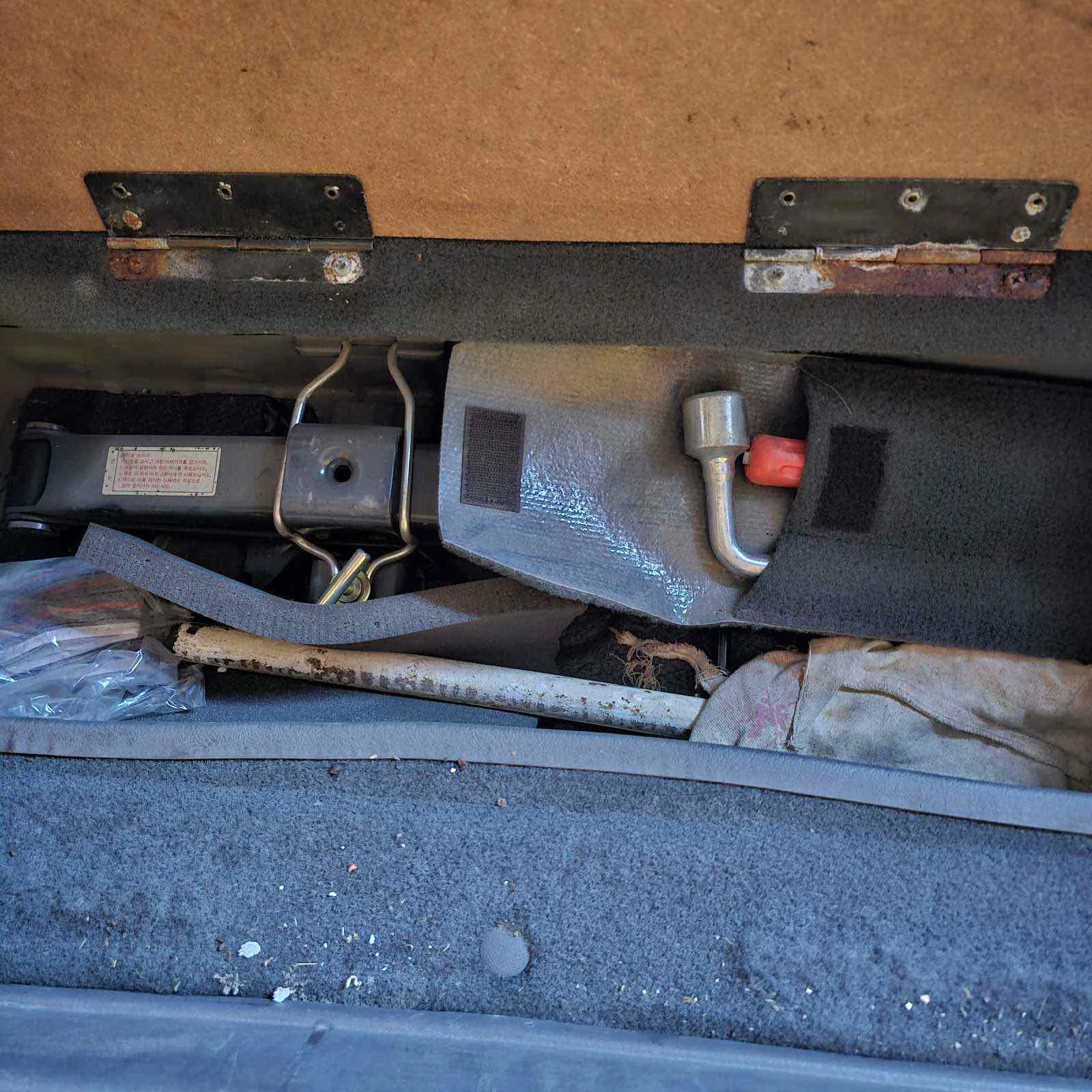 Kia Sportage, снимка 12 - Автомобили и джипове - 54267727