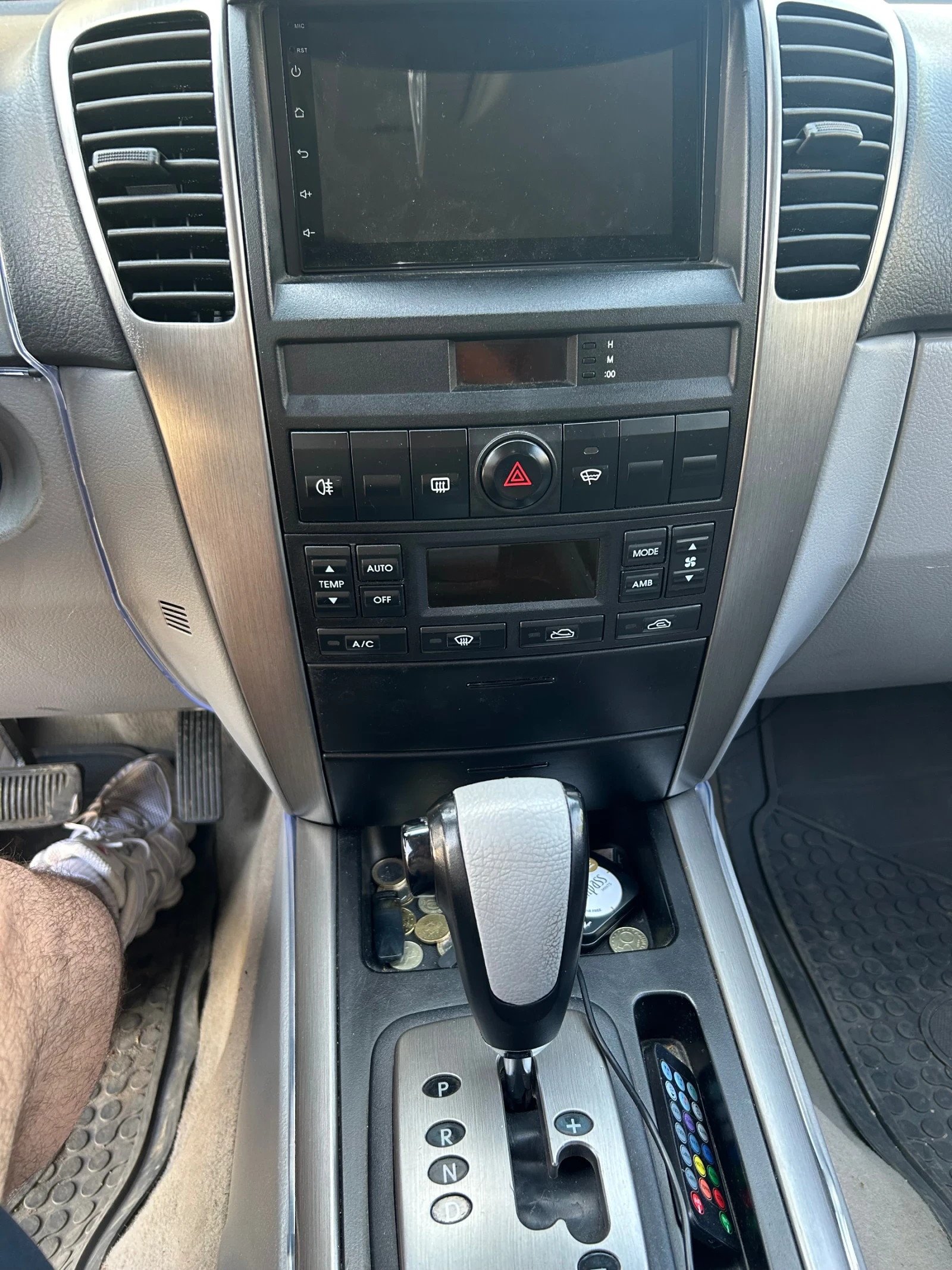 Kia Sorento, снимка 6 - Автомобили и джипове - 54817792