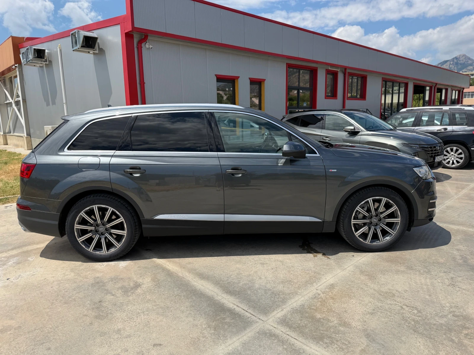Audi Q7, снимка 6 - Автомобили и джипове - 55247065