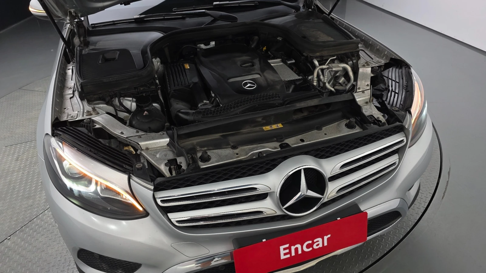 Mercedes-Benz GLC GLC300 4MATIC | Кожа | Memory | LED, снимка 5 - Автомобили и джипове - 55664125