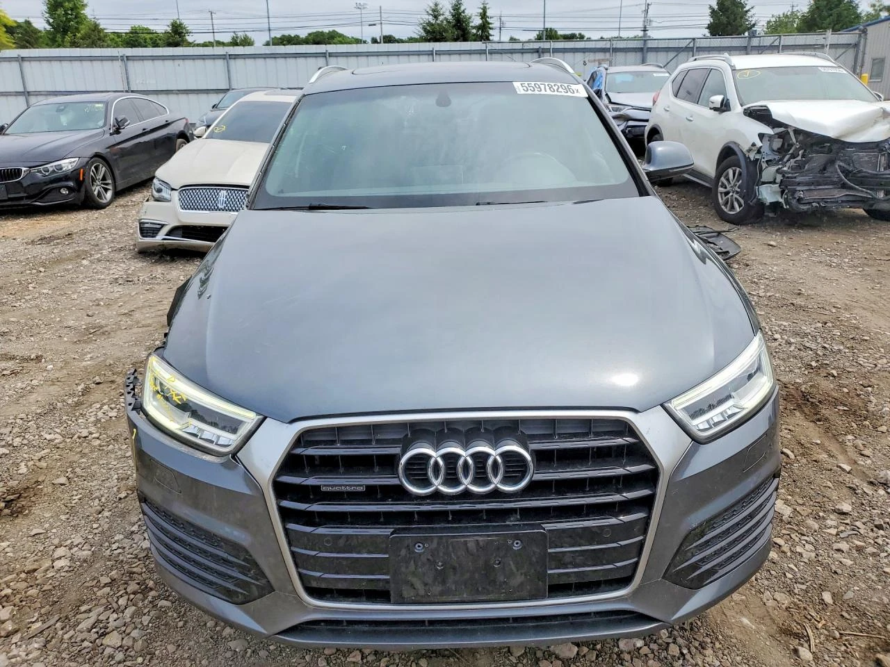Audi Q3 2.0l Premium Plus, снимка 5 - Автомобили и джипове - 55877227