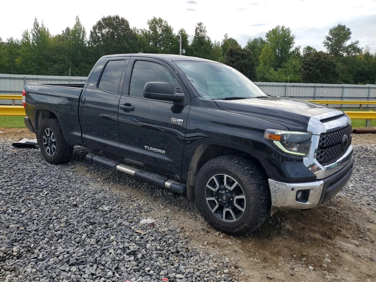 Toyota Tundra 5.7l Sr5, снимка 4 - Автомобили и джипове - 56042863