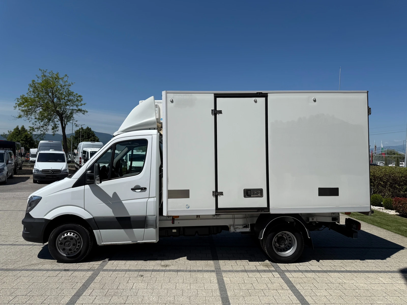 Mercedes-Benz Sprinter 519 419CDI до 3.5т. Хладилен+ ток Клима 3.52м.  - изображение 4