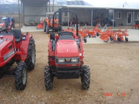 Трактор Kubota СКАЙТРАК, снимка 2