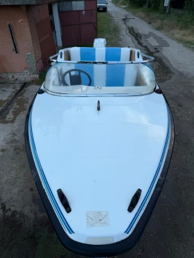 Лодка Vega, снимка 2