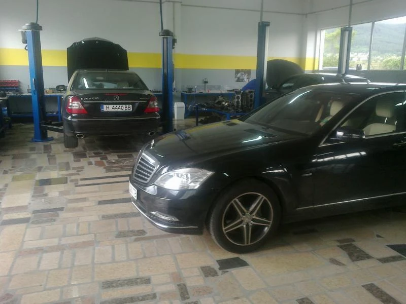 Двигател за Mercedes-Benz S 320, снимка 2 - Части - 47091074