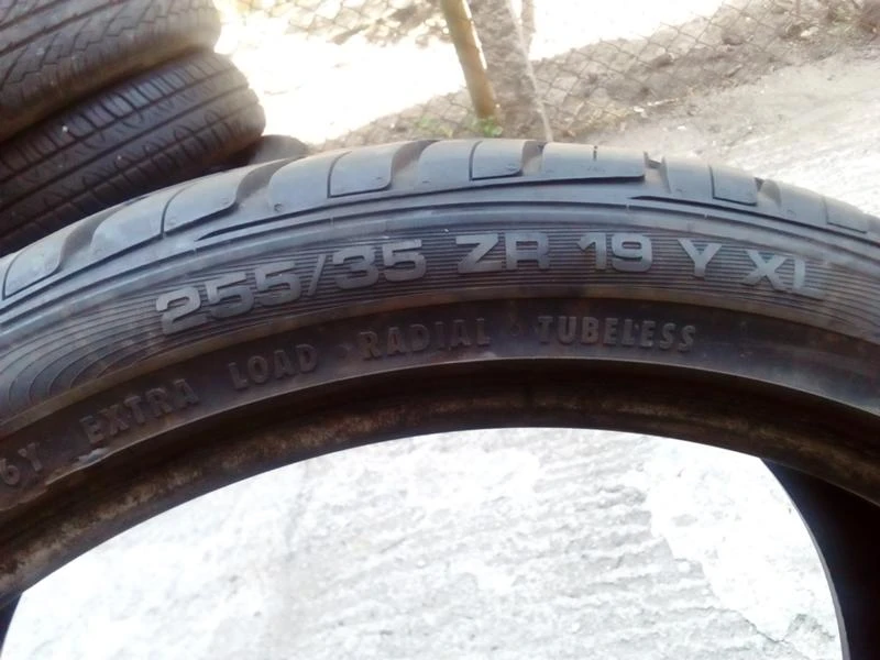 Гуми Летни 225/40R18, снимка 5 - Гуми и джанти - 18699891