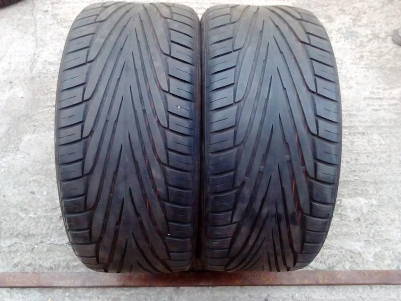 Гуми Летни 225/40R18, снимка 8 - Гуми и джанти - 18699891