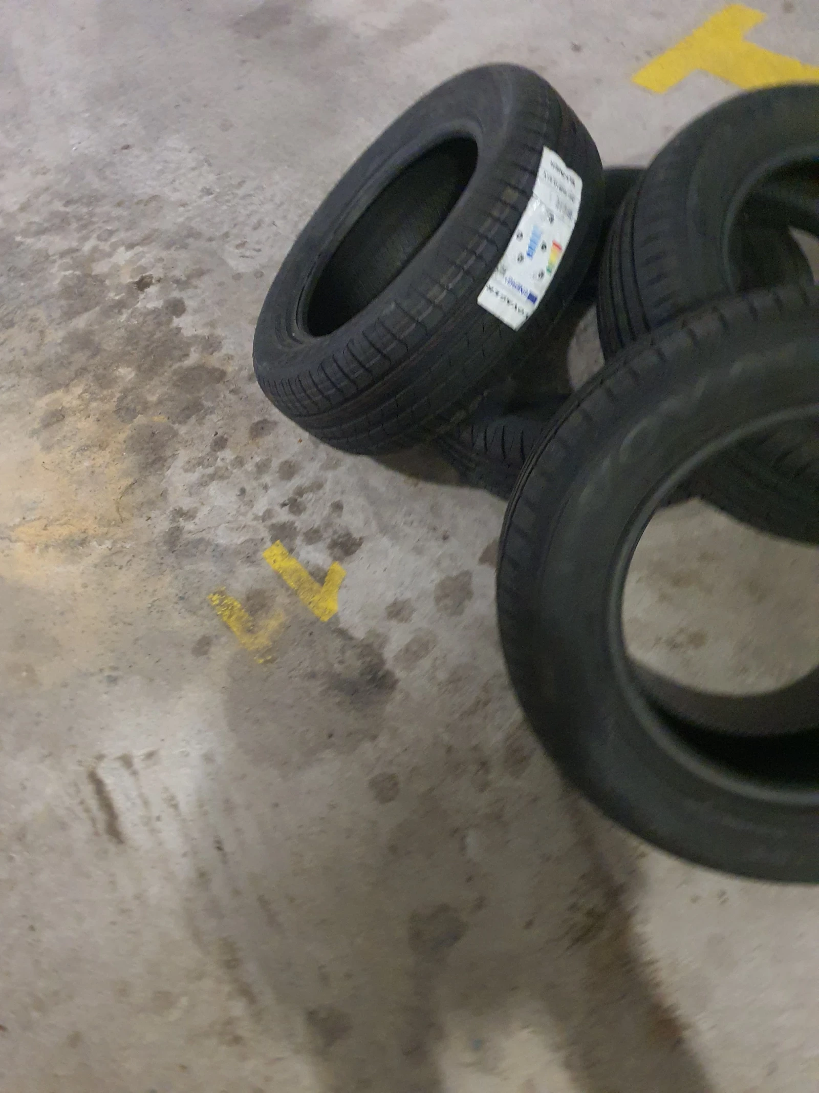Гуми Летни 205/60R15, снимка 3 - Гуми и джанти - 55506928