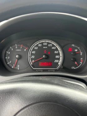 Suzuki Swift 1.3i газ-бензин, снимка 7