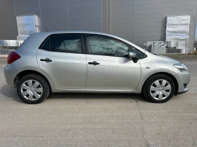 Toyota Auris 1.3 I , снимка 3