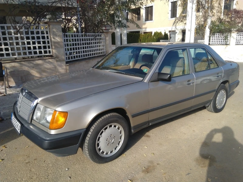 Mercedes-Benz 124 300E 4MATIC, снимка 1 - Автомобили и джипове - 47742239