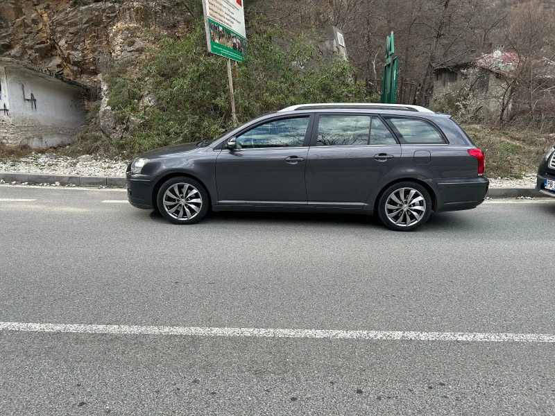 Toyota Avensis 2.0 d4d, снимка 6 - Автомобили и джипове - 47667681