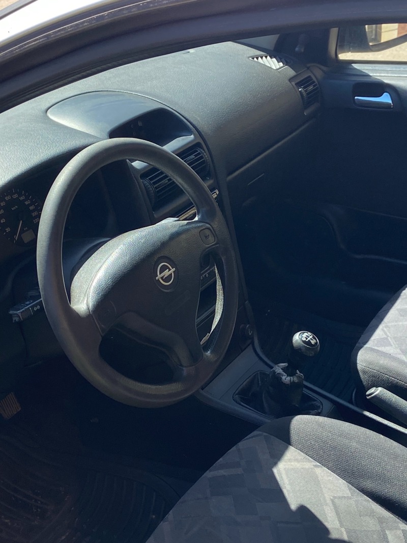 Opel Astra, снимка 4 - Автомобили и джипове - 45285813