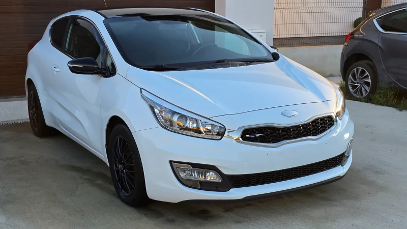 Kia Ceed GT Line, снимка 4 - Автомобили и джипове - 47428672