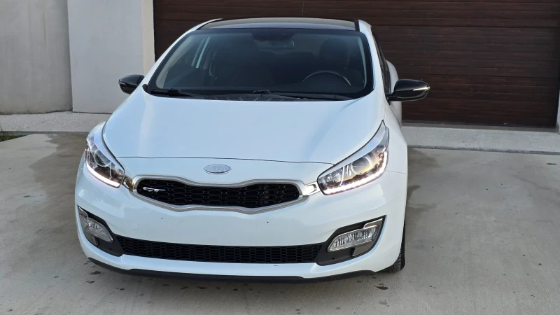 Kia Ceed GT Line, снимка 3 - Автомобили и джипове - 49146755