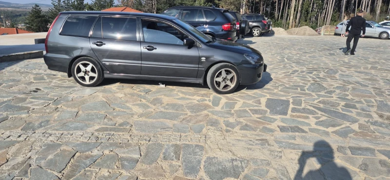 Mitsubishi Lancer, снимка 1 - Автомобили и джипове - 47918510