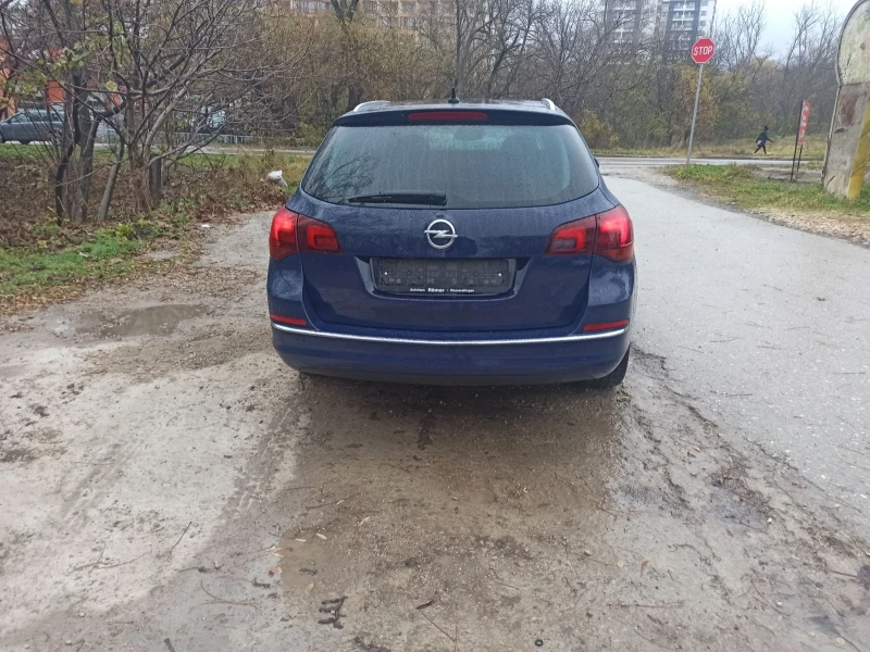 Opel Astra 1.7CDTI, снимка 5 - Автомобили и джипове - 48180258