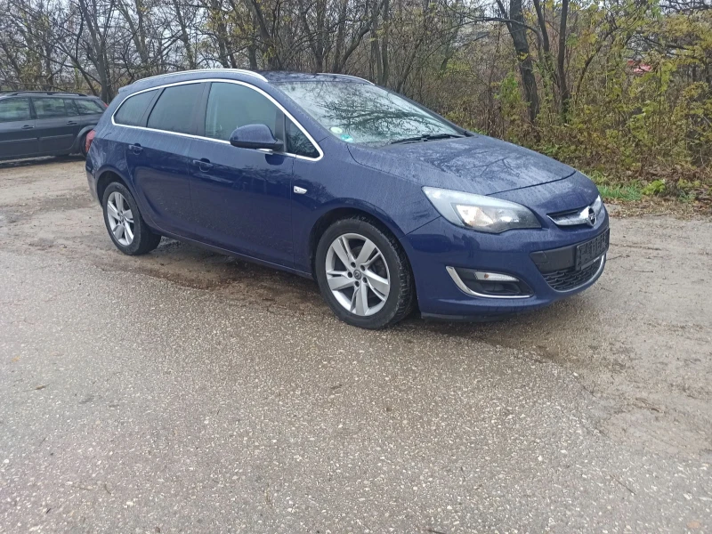 Opel Astra 1.7CDTI, снимка 3 - Автомобили и джипове - 48180258