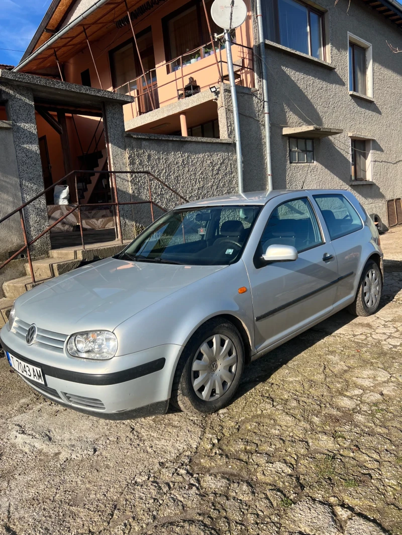 VW Golf, снимка 2 - Автомобили и джипове - 48546094