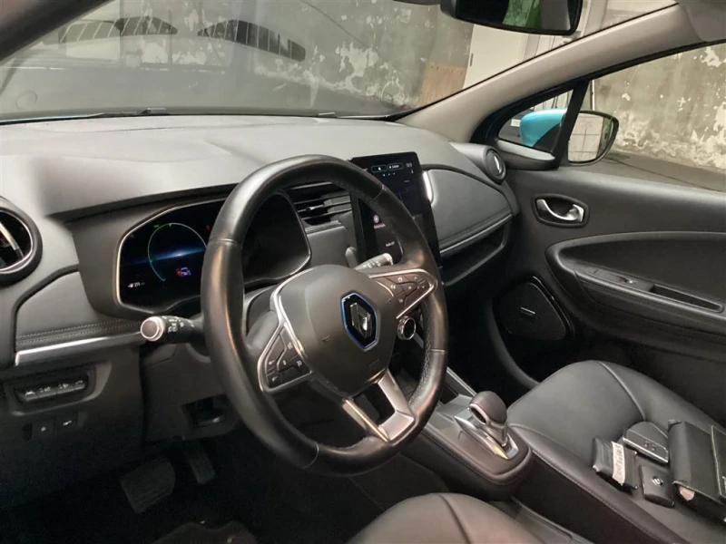 Renault Zoe RENAULT ZOE 52 KWH - FIRST EDITION - R135 - ВСИЧКИ, снимка 10 - Автомобили и джипове - 49071552