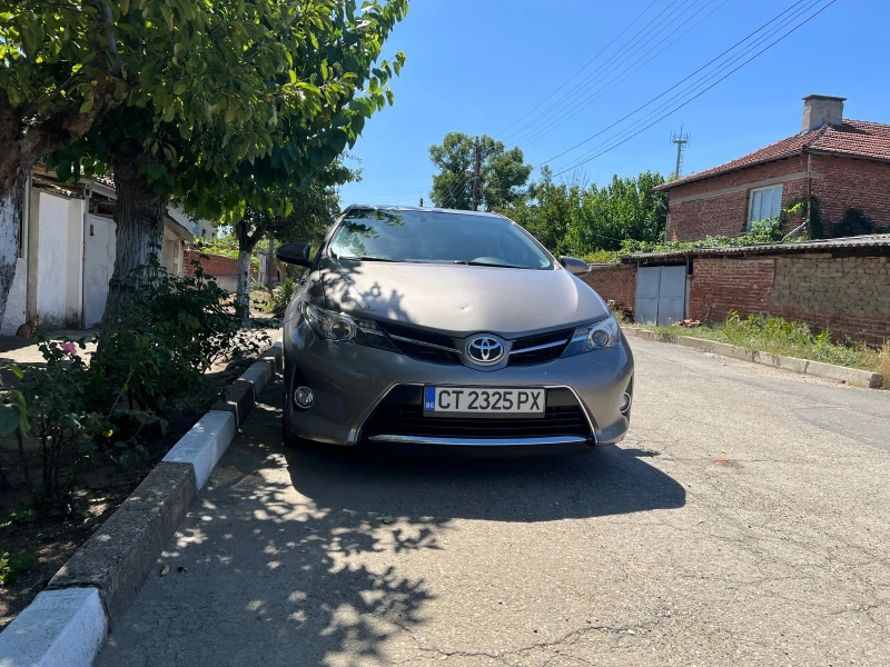 Toyota Auris, снимка 2 - Автомобили и джипове - 49318483