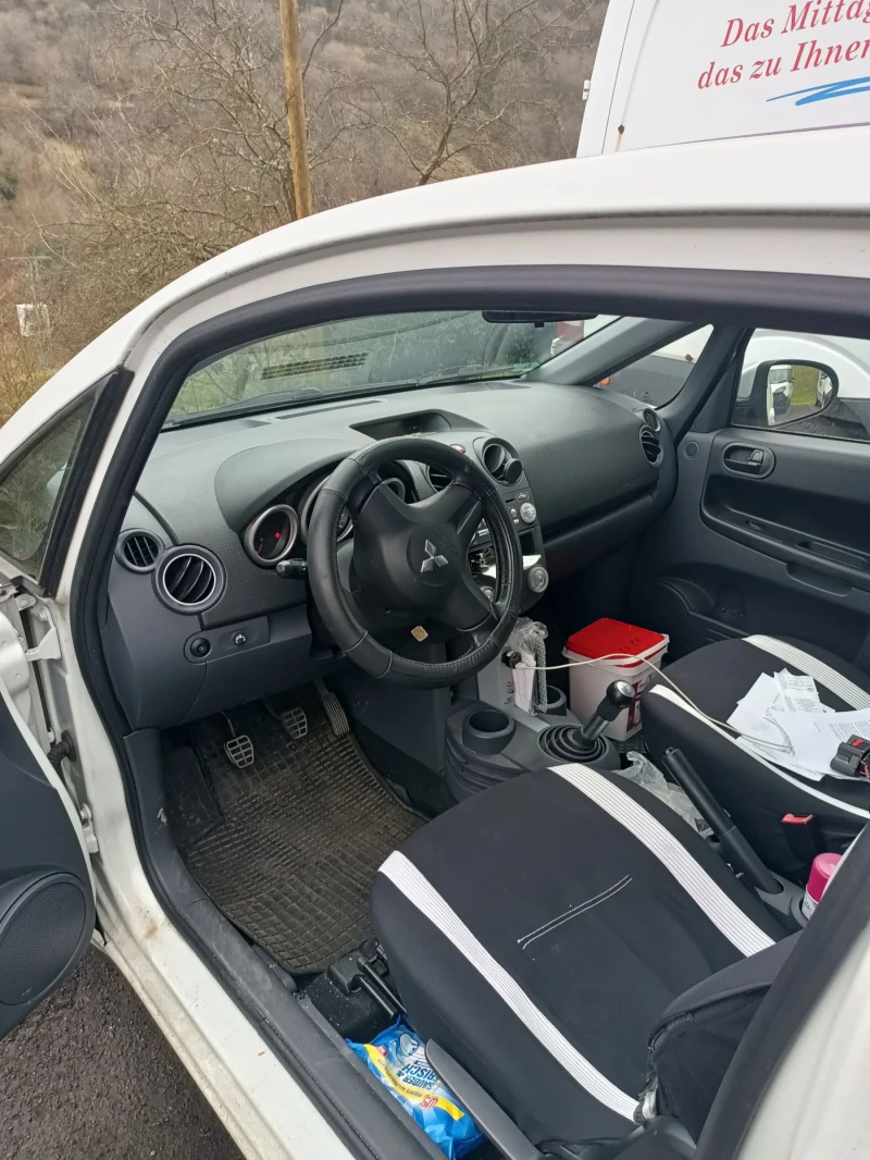 Mitsubishi Colt, снимка 5 - Автомобили и джипове - 52218315