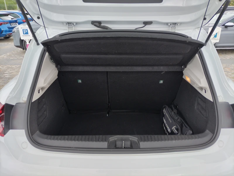 Renault Clio 1.0TCe/ 100к.с./Life, снимка 14 - Автомобили и джипове - 51752617