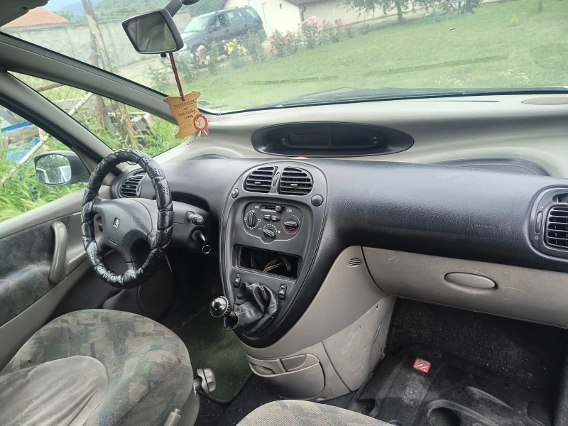 Citroen Xsara picasso 1.9 diesel цяла за части , снимка 2 - Автомобили и джипове - 52554775