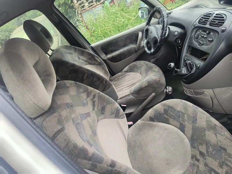 Citroen Xsara picasso 1.9 diesel цяла за части , снимка 5 - Автомобили и джипове - 52554775