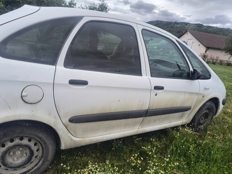 Citroen Xsara picasso 1.9 diesel цяла за части , снимка 6 - Автомобили и джипове - 52554775