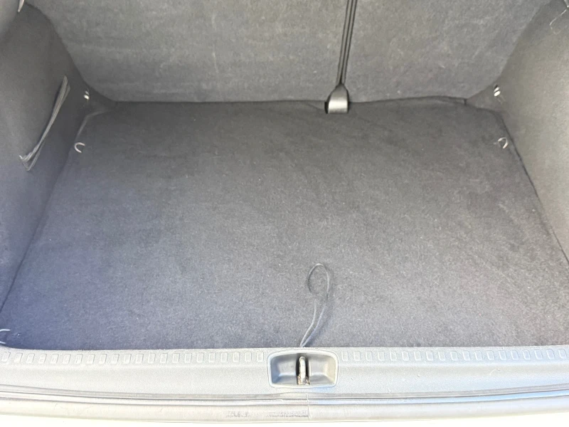 Citroen C4 1.2i EURO6b - ОТЛИЧНО СЪСТОЯНИЕ!, снимка 7 - Автомобили и джипове - 52166120