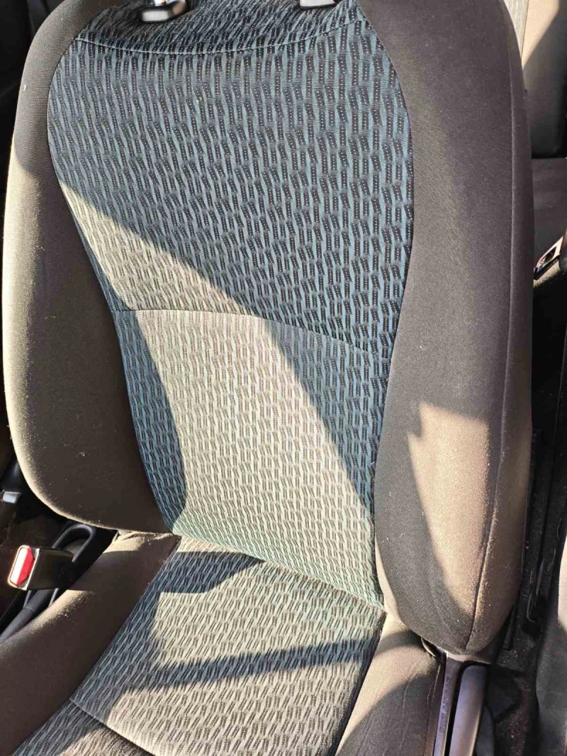 Toyota Yaris, снимка 7 - Автомобили и джипове - 52839612