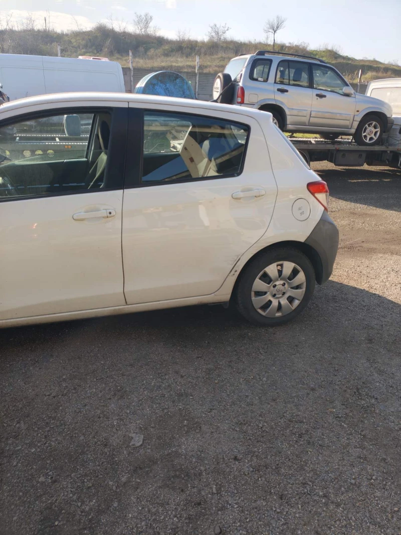Toyota Yaris, снимка 2 - Автомобили и джипове - 52839612