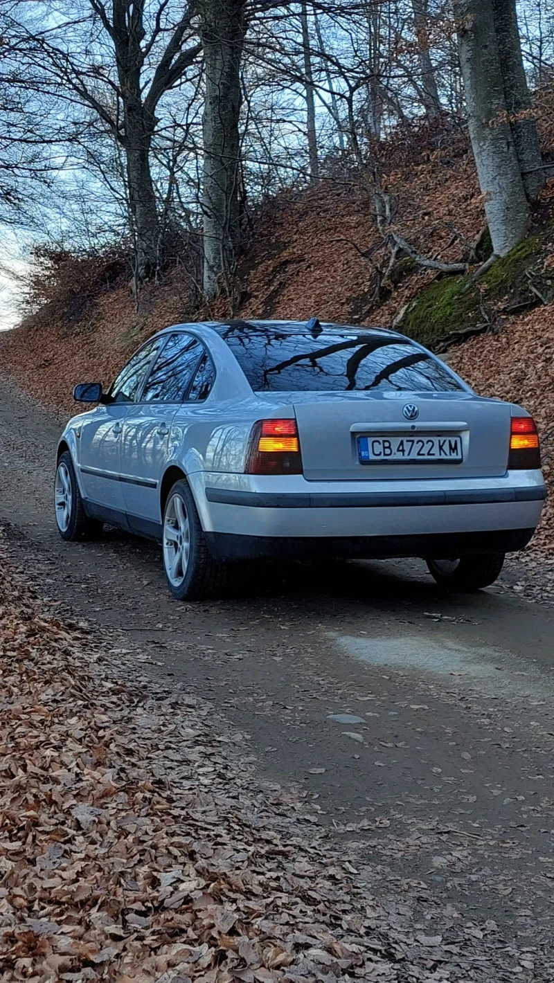 VW Passat, снимка 3 - Автомобили и джипове - 52930510