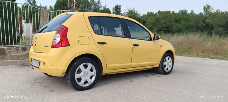 Dacia Sandero 1.4/75кс.ГАЗ* , снимка 15 - Автомобили и джипове - 53252965
