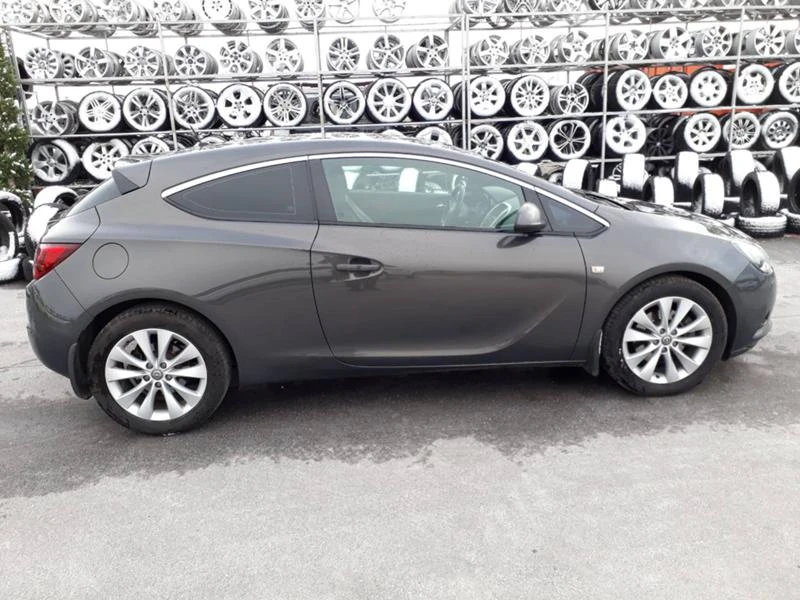 Opel Astra GTC-2.0DTH-НА ЧАСТИ - изображение 8