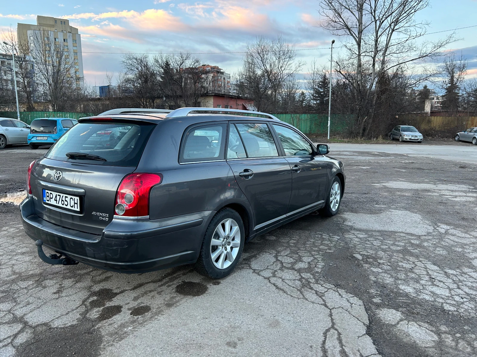 Toyota Avensis 2.0 d4d - изображение 2