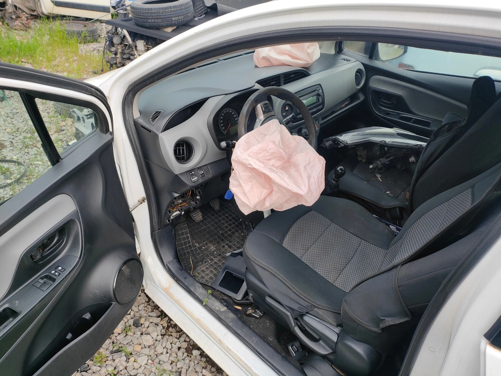 Toyota Yaris 1.4d4d 1NDJ | Mobile.bg � ����������� 11