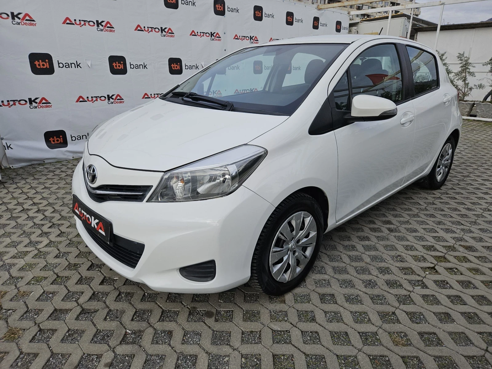 Toyota Yaris 1.0VVT-I-69кс= 5ВРАТИ= КАМЕРА= 184.000КМ - изображение 6