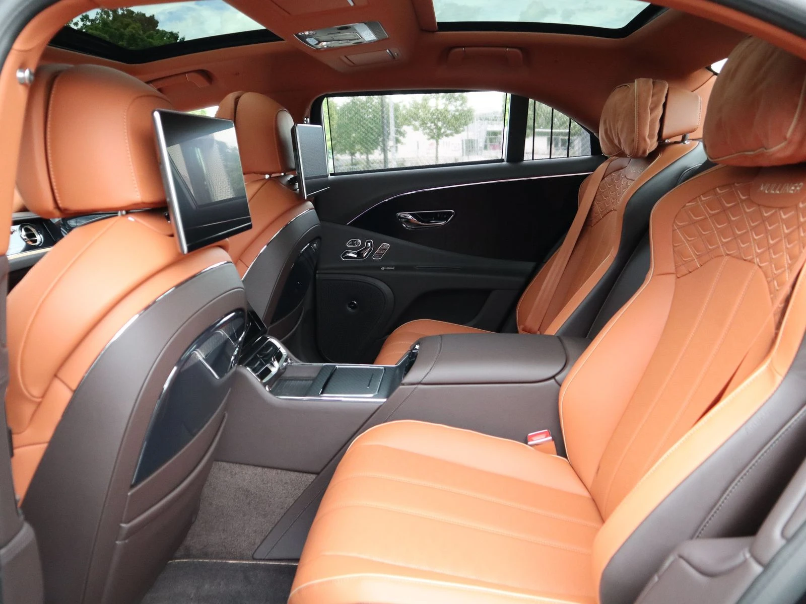 Bentley Flying Spur SPEED V8 HYBRID/MULLINER/NAIM/4-SEATS/TV/PANO/HUD/ | Mobile.bg   16