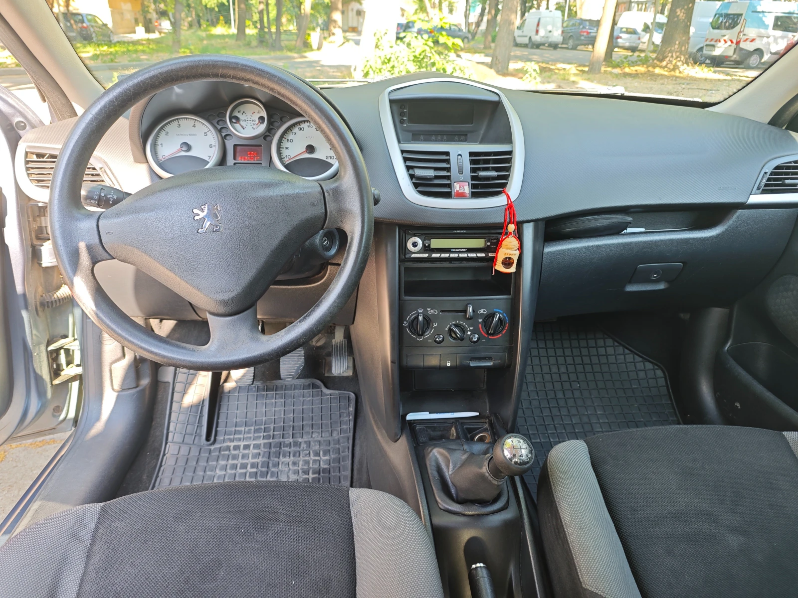 Peugeot 207  - изображение 8