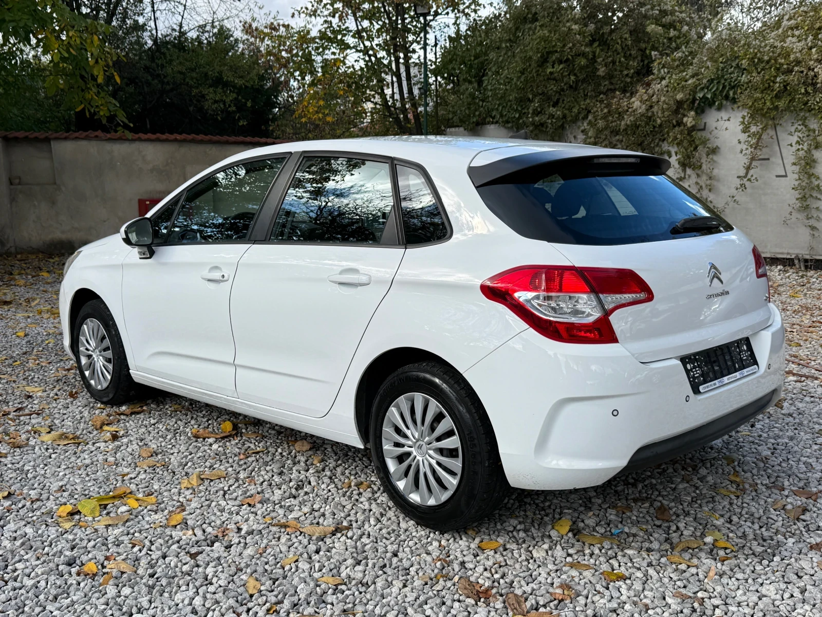 Citroen C4 1.2i EURO6b -  ! | Mobile.bg   6