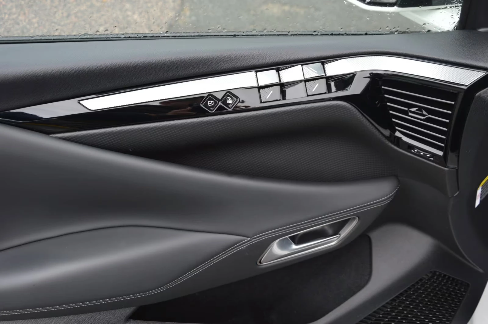 DS DS 4 TROCADERO/131HP/HUD/CAM/NAVI/KLESS/494g | Mobile.bg   13