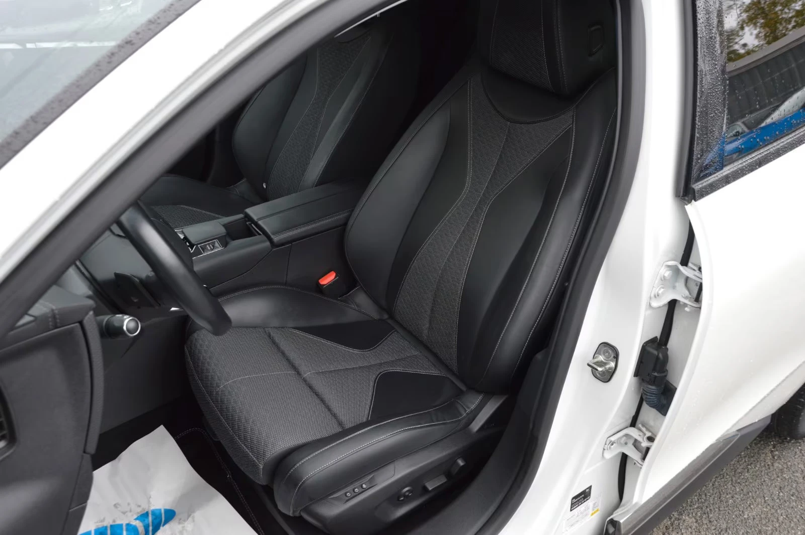 DS DS 4 TROCADERO/131HP/HUD/CAM/NAVI/KLESS/494g - изображение 7