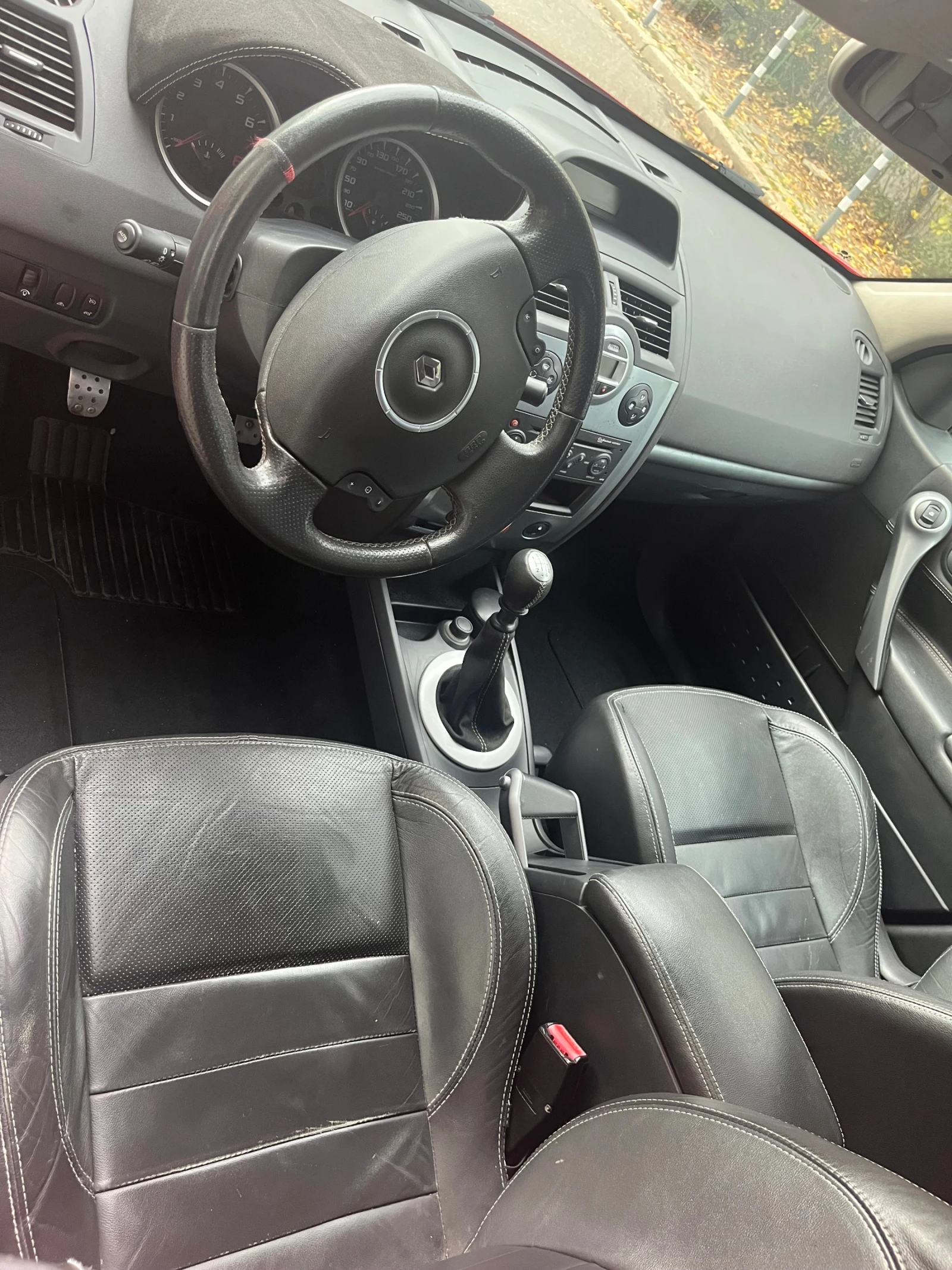 Renault Megane RS 2.0 Turbo 224 K.C.  - изображение 6