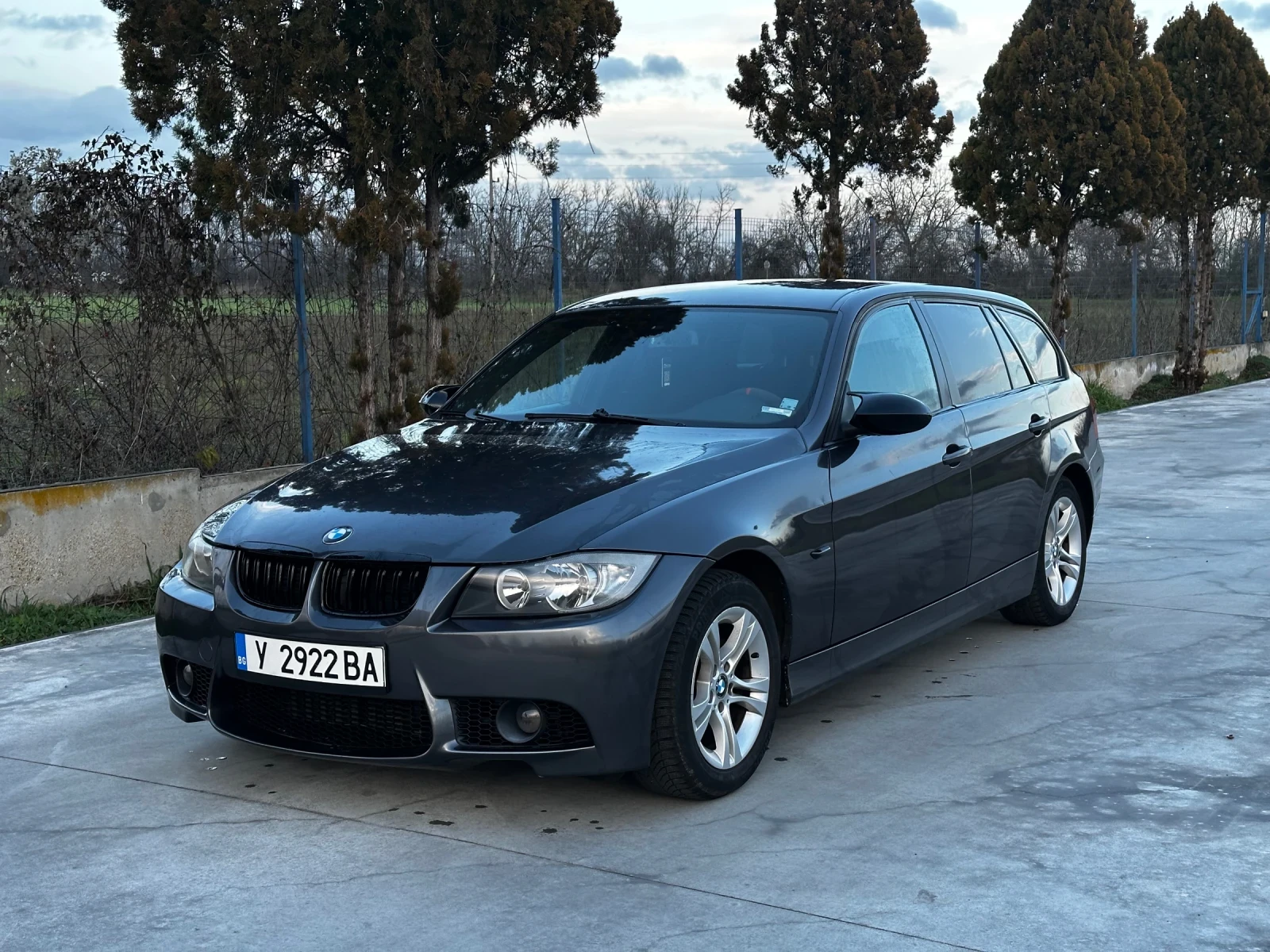BMW 320 АВТОМАТ/ПАРКТОРНИК/ТЕМПОМАТ - изображение 2